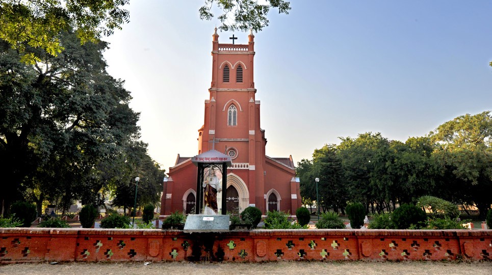 Scenic view of Rani Ka Talab with Shiv Mandir in Ambala Cantonment