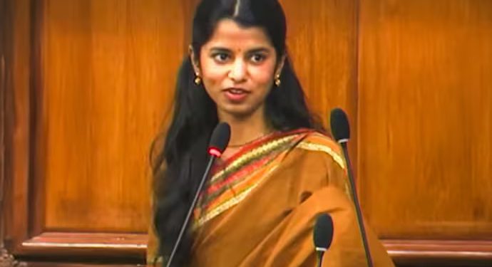 Bihar government hospital condition raised by MLA Maithili Thakur in Assembly