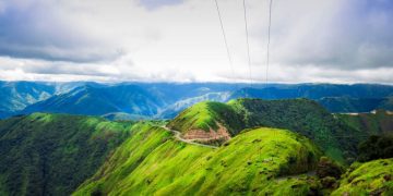 Beautiful hill stations in India surrounded by mountains and greenery during summer season