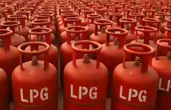 LPG shortage in India affects Mumbai restaurants due to gas cylinder supply disruption