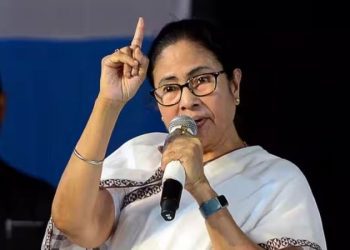 Mamata Banerjee speaking at rally demanding Amit Shah resignation over Malda hostage incident