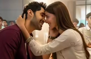 Ananya Panday performing Bharatnatyam scene in Chand Mera Dil movie